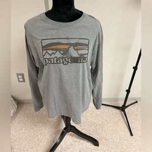 Men’s medium Patagonia long sleeve